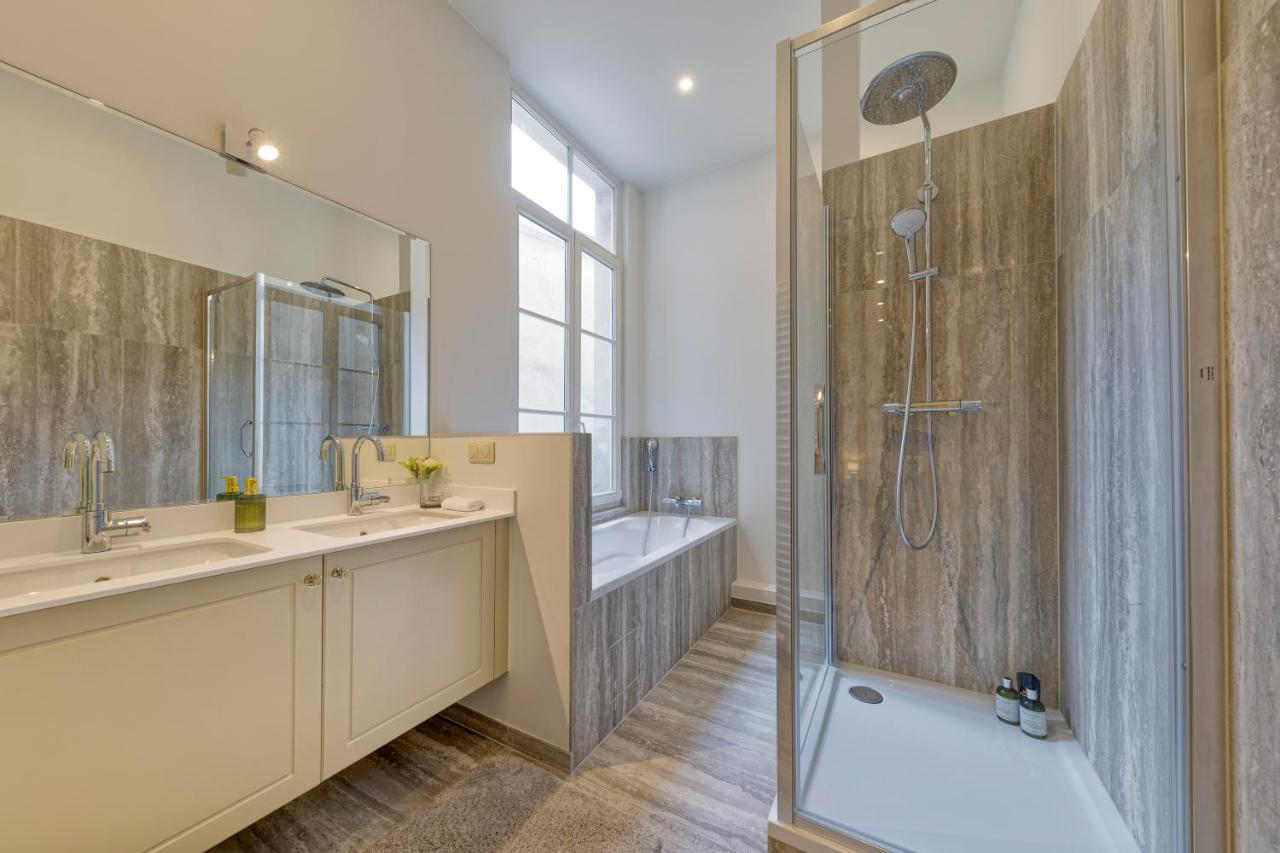 Appartement Dans L'Hypercentre 布鲁塞尔 外观 照片